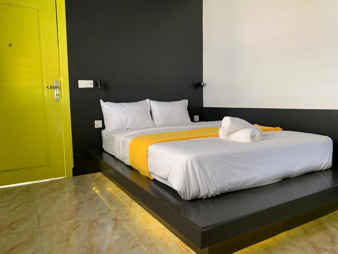 The Hive Hotel Сиемрип Экстерьер фото