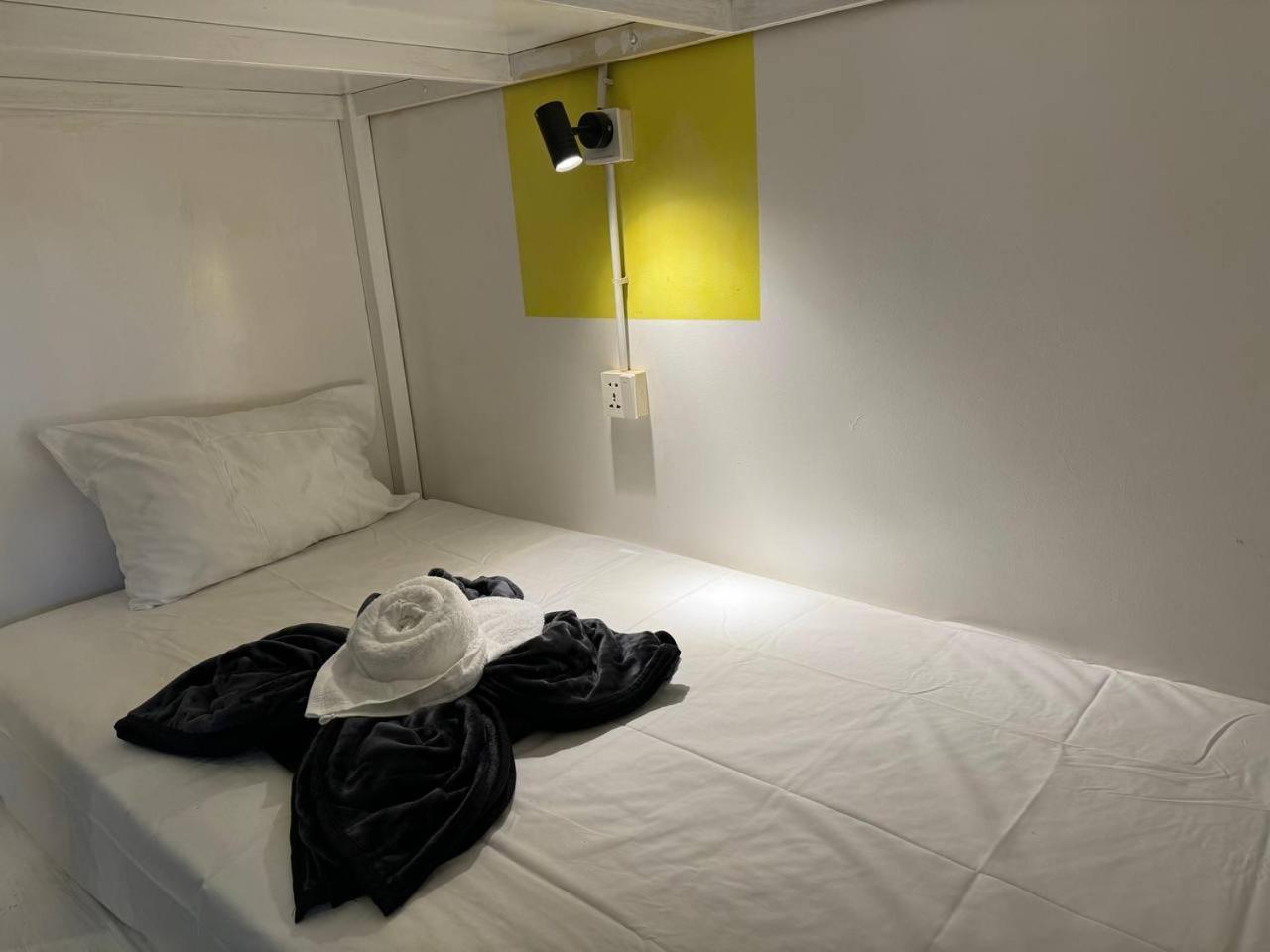 The Hive Hotel Сиемрип Экстерьер фото