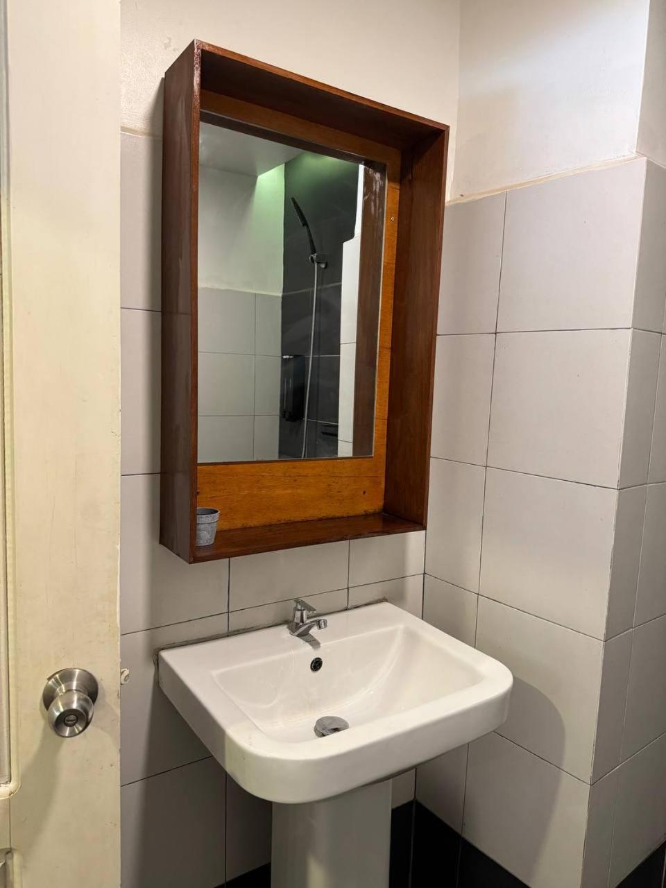 The Hive Hotel Сиемрип Экстерьер фото
