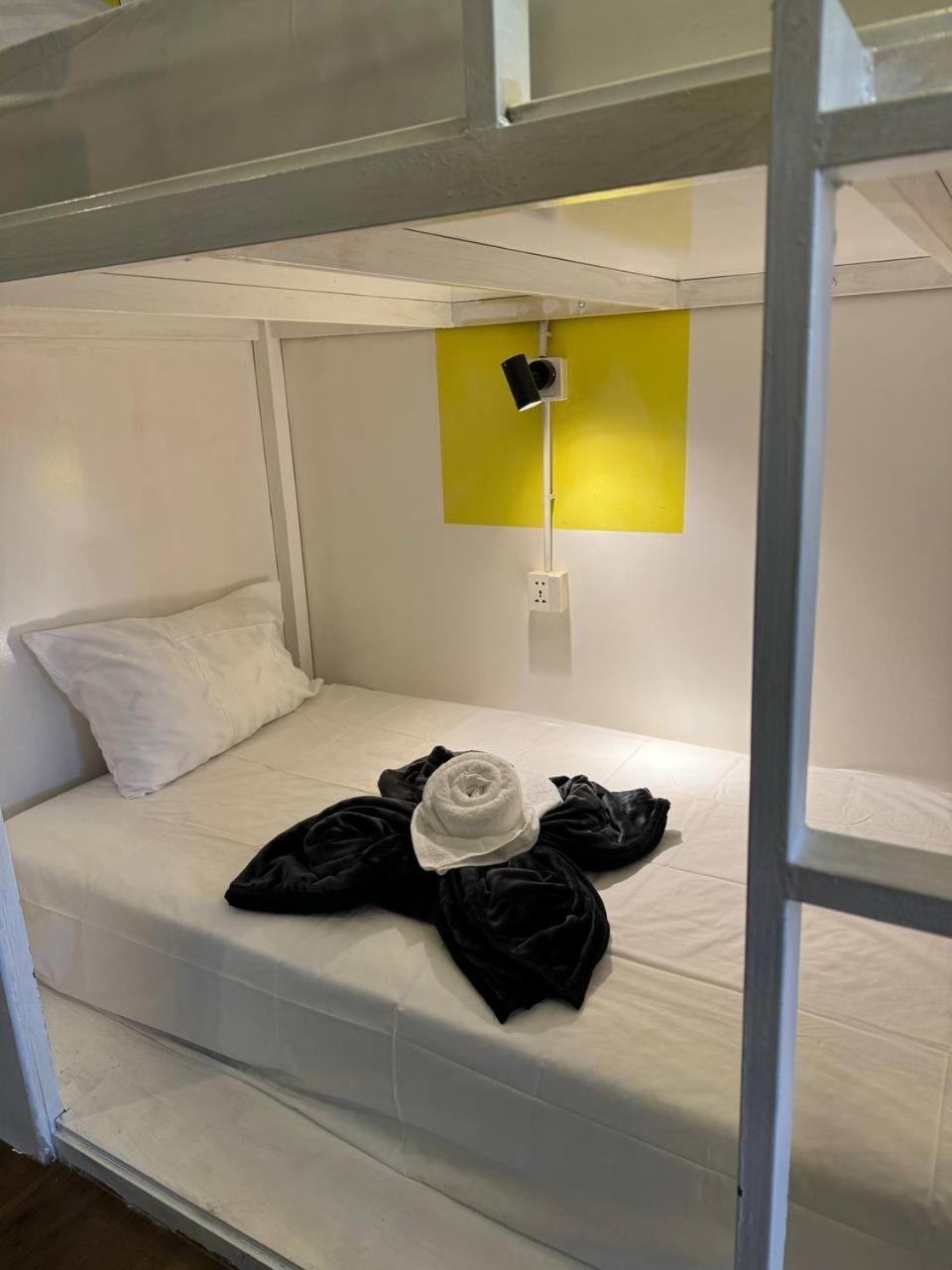 The Hive Hotel Сиемрип Экстерьер фото