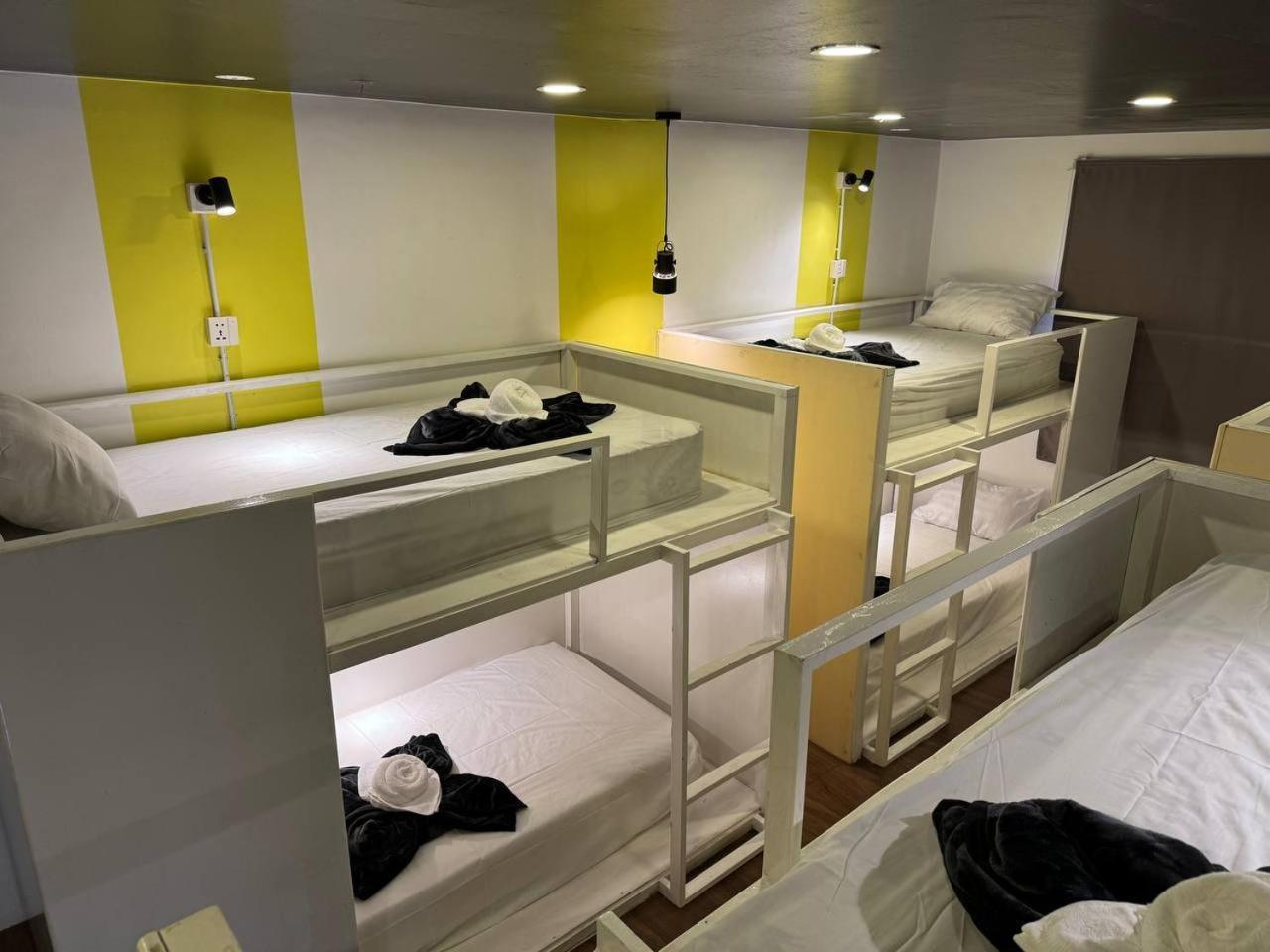 The Hive Hotel Сиемрип Экстерьер фото
